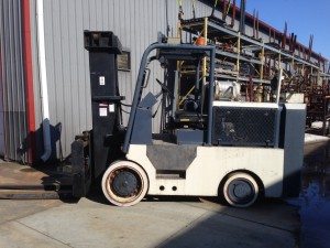 26,000lbs. Hoist Forklift For Sale