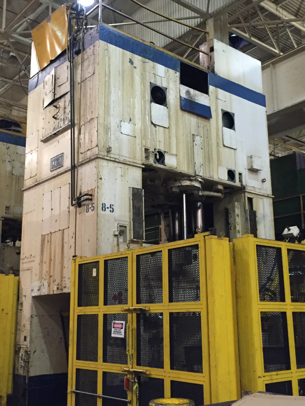 800 Ton USI Clearing Stamping Press Line For Sale
