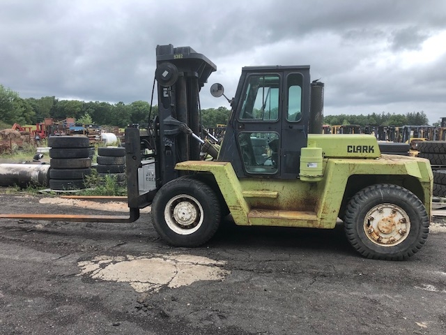 25 000 Lb Capacity Clark Forklift For Sale 12 5 Ton Call 616 200 4308affordable Machinery