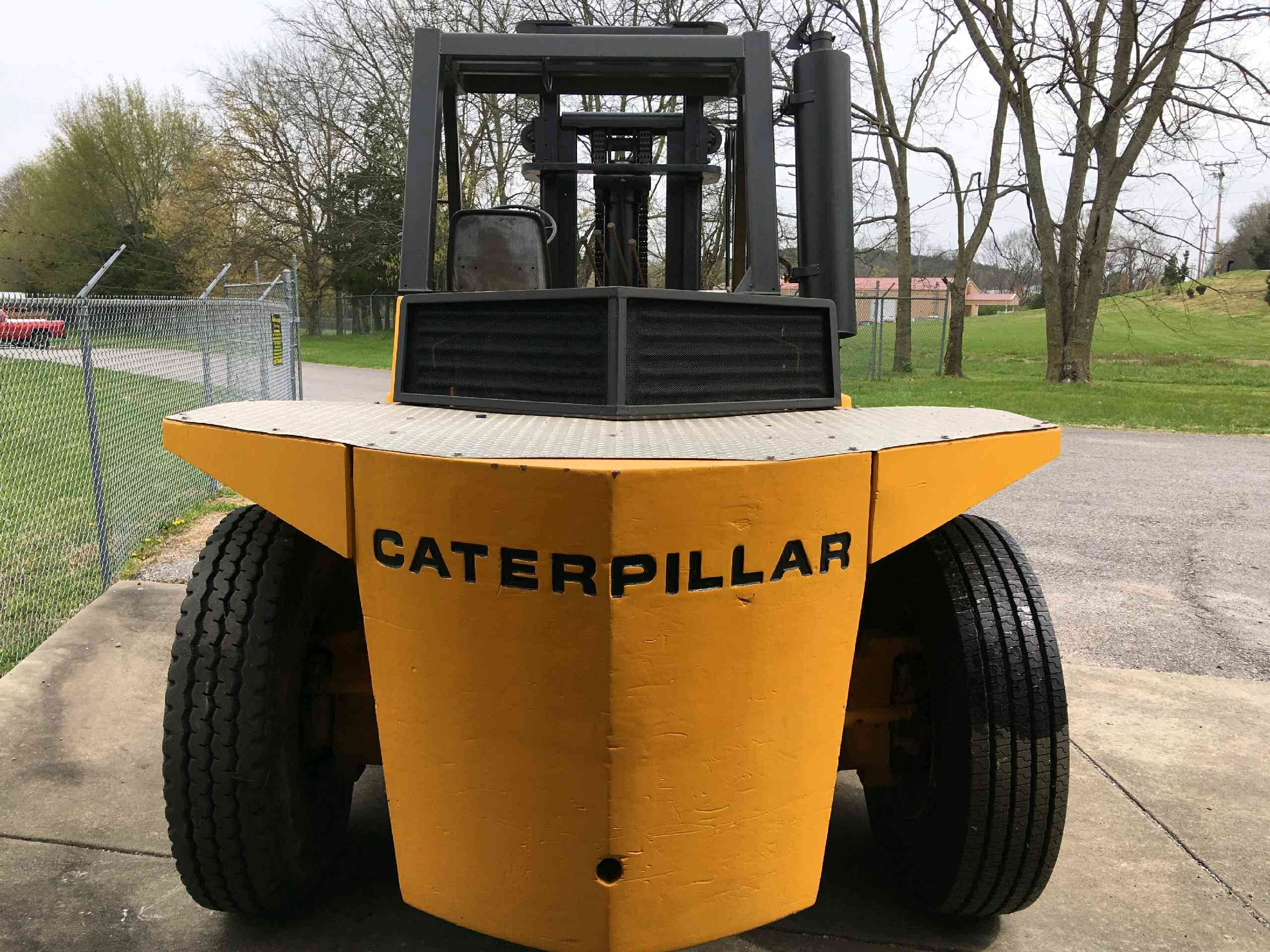 30,000 Lb Capacity Cat V300 Forklift For Sale 15 Ton | Call 616-200 ...